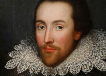 Analyze the use of imagery in William Shakespeare's sonnets