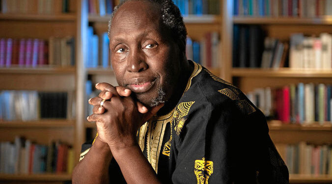How does Ngugi Wa Thiong'o advocate 'decolonisation' of the mind with reference to African literature