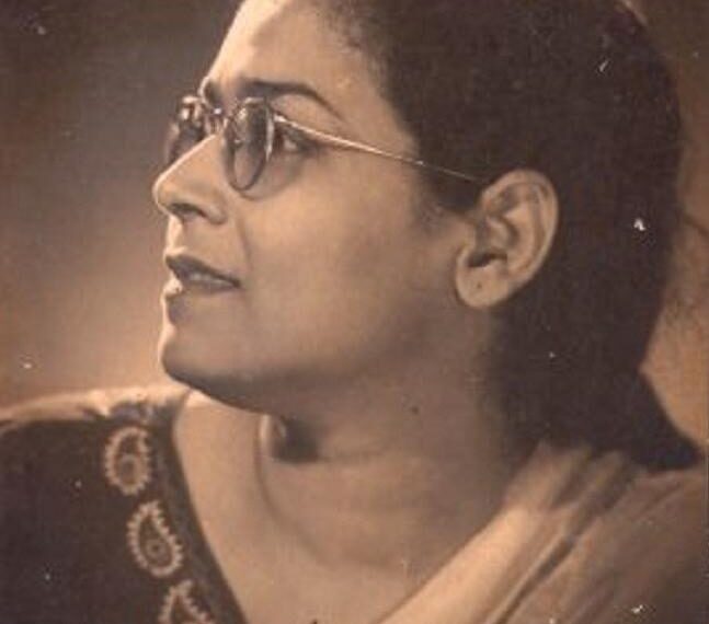 Tiny's Granny by Ismat Chughtai Summary