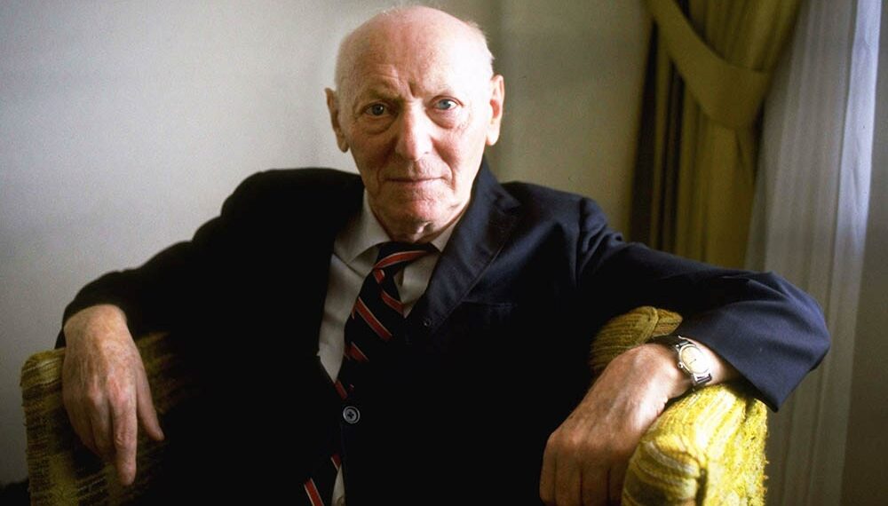 Isaac Bashevis Singer: as Polish-American Author